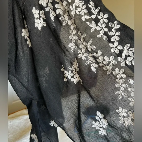 Cardigan - Picture 2 of 2